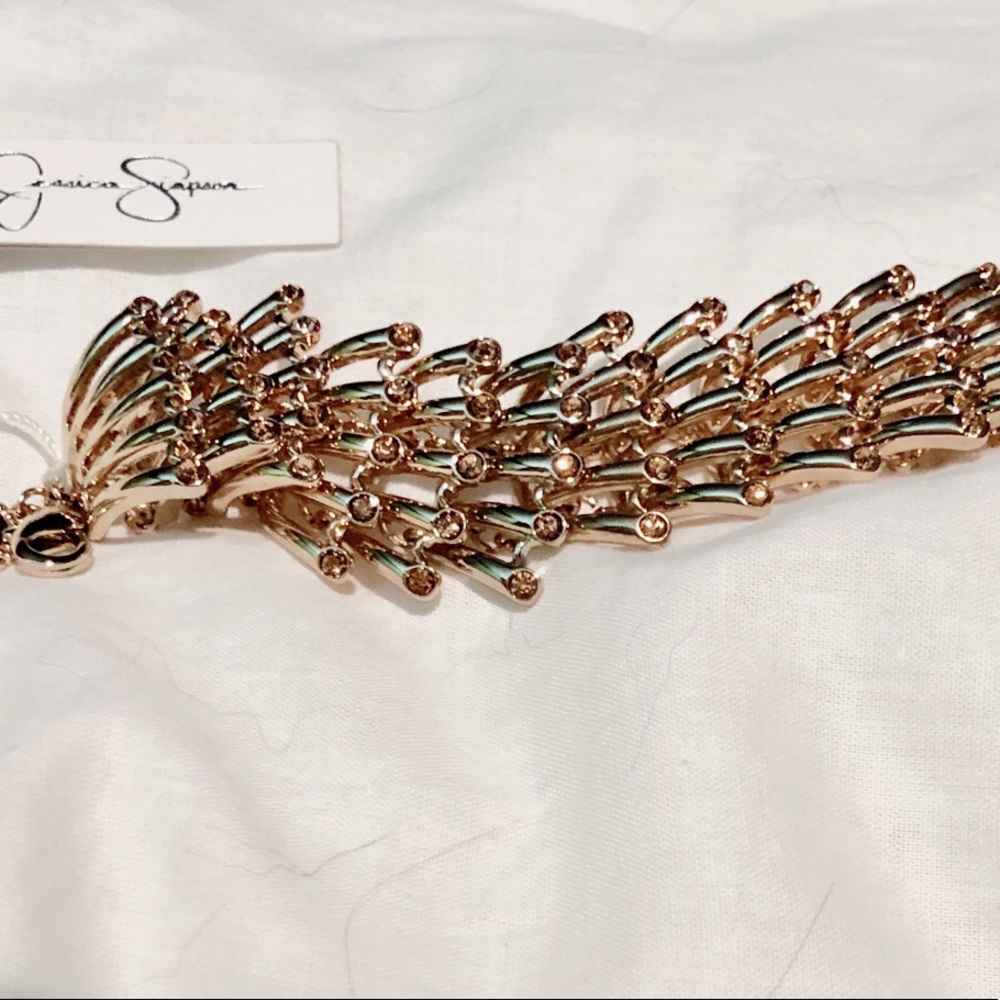 NWT JessicaSimpson Gold Bracelet Adj. Length SALE
